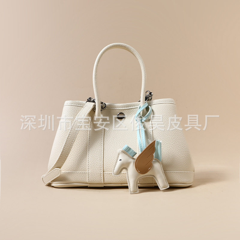 ミルクセーキ ホワイト 25cm (ポニー付き)