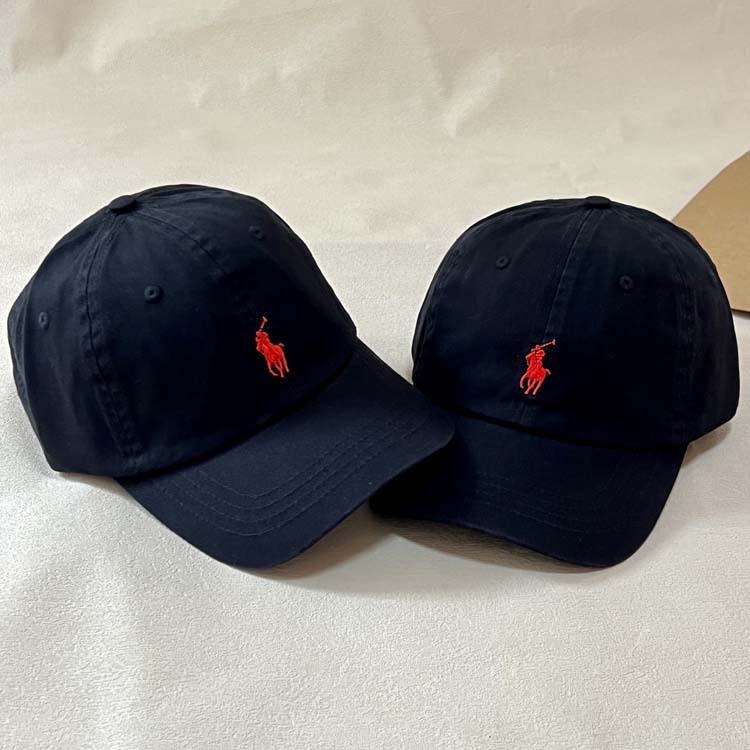 POO黒と赤の文字