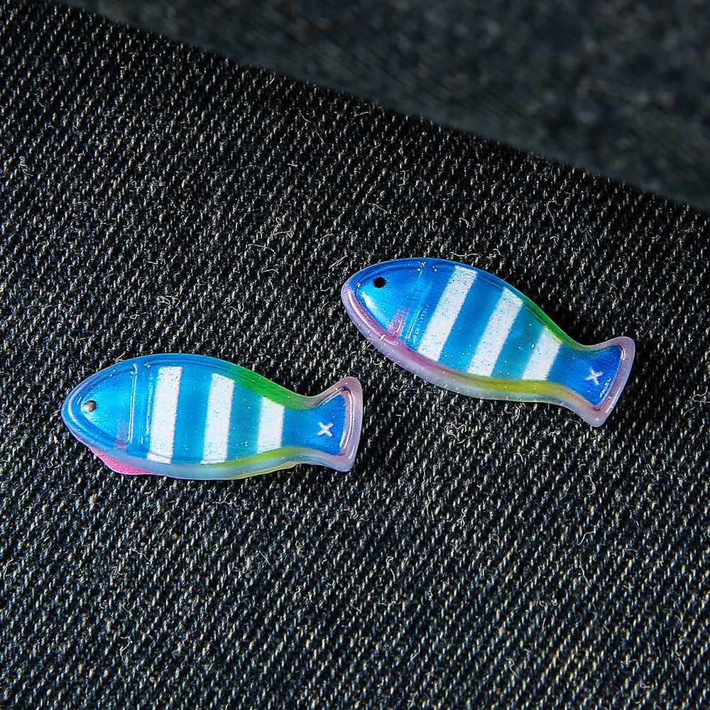 3#小さな青い魚
