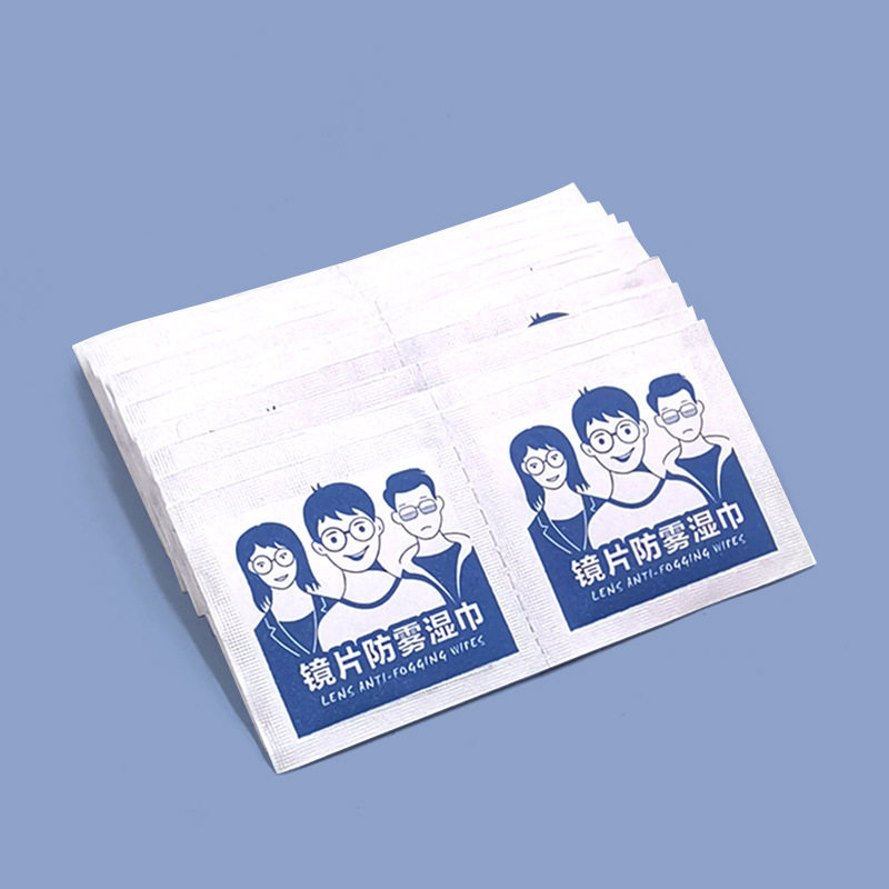 レンズ曇り止めワイプ（2枚入）