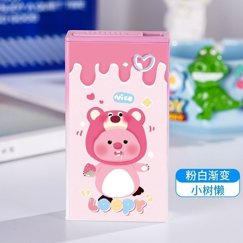 ピンクと白の小さなナマケモノ